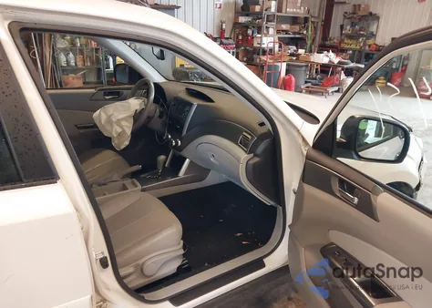 2012 Subaru Forester 2.5X Limited z USA, uszkodzony, nr VIN JF2SHAEC3CH457757